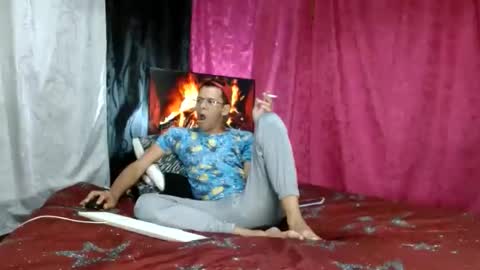 Snapshot of boyfantasies_11 chatting on 11/16/25, 09:04 boyfantasies_11 online show from 11/16/25, 09:04