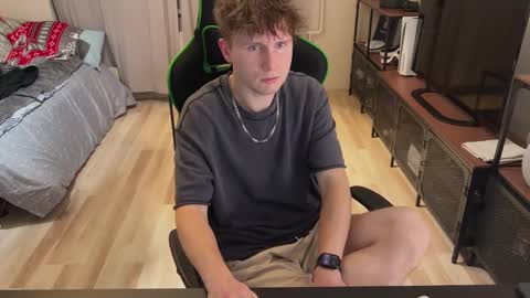 Snapshot of boykik chatting on 01/18/25, 10:49 Eddie online show from 01/18/25, 10:49