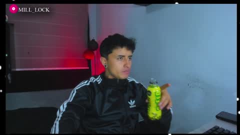 Snapshot of boylatin_777 chatting on 12/02/24, 04:31 miguel online show from 12/02/24, 04:31