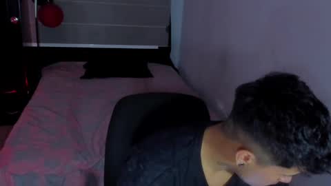 Snapshot of boylatin_777 chatting on 01/15/25, 09:13 miguel online show from 01/15/25, 09:13