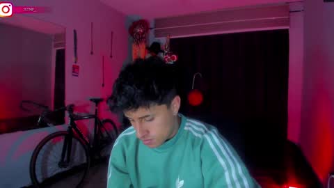 Snapshot of boylatin_777 chatting on 02/07/25, 02:29 miguel online show from 02/07/25, 02:29