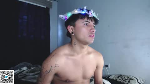 Snapshot of boylatin_777 chatting on 09/20/25, 06:42 miguel online show from 09/20/25, 06:42