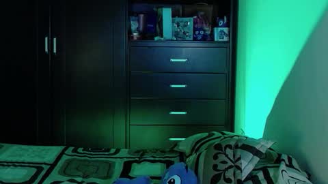 Snapshot of boylatin_777 chatting on 03/04/26, 11:22 miguel online show from 03/04/26, 11:22