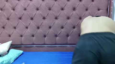 ALEX - TAYLER  -MIKE online show from 01/07/25, 07:17