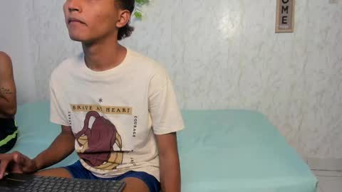 Snapshot of boys_hotparty chatting on 04/06/26, 01:14 ALEX - TAYLER -MIKE online show from 04/06/26, 01:14