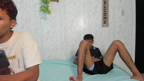 Snapshot of boys_hotparty chatting on 04/11/26, 01:10 ALEX - TAYLER -MIKE online show from 04/11/26, 01:10