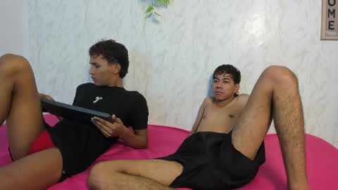 Snapshot of boys_hotparty chatting on 04/15/26, 01:12 ALEX - TAYLER -MIKE online show from 04/15/26, 01:12