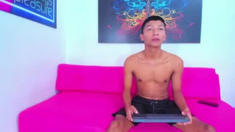 Snapshot of boys_twink69 chatting on 06/14/26, 06:54 boys_twink69 online show from 06/14/26, 06:54