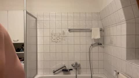 boytoyhh online show from 12/15/25, 10:03