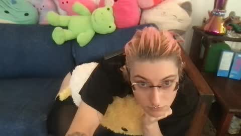 Snapshot of boywithbug chatting on 01/30/25, 05:17 boywithbug online show from 01/30/25, 05:17