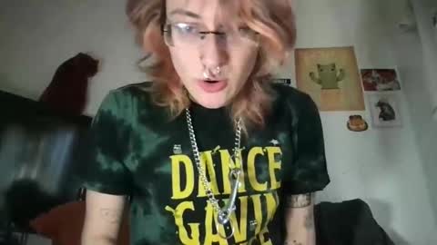 Snapshot of boywithbug chatting on 03/06/25, 02:08 boywithbug online show from 03/06/25, 02:08