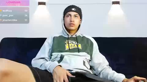 Snapshot of br4ndon_cooper chatting on 09/25/25, 02:54 Brandon online show from 09/25/25, 02:54