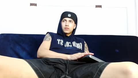 Snapshot of br4ndon_cooper chatting on 10/04/25, 01:09 Brandon online show from 10/04/25, 01:09