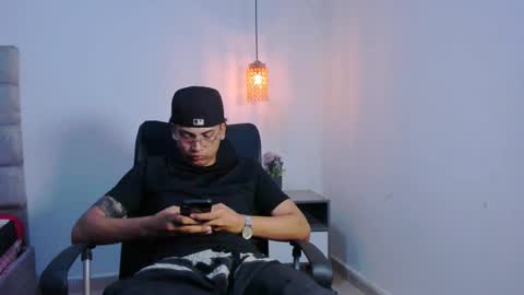 Snapshot of br4ndon_cooper chatting on 03/19/26, 06:45 Brandon online show from 03/19/26, 06:45