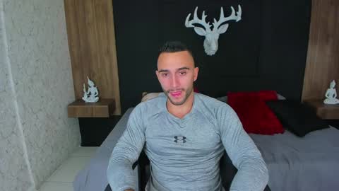 Snapshot of brad1_ chatting on 12/21/24, 05:03 instagramBrad mayers1twittermayersbrad online show from 12/21/24, 05:03