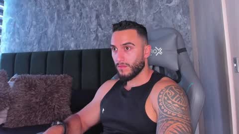 Snapshot of brad1_ chatting on 09/09/25, 09:14 instagramBrad mayers1twittermayersbrad online show from 09/09/25, 09:14