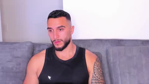 Snapshot of brad1_ chatting on 09/19/25, 01:29 instagramBrad mayers1twittermayersbrad online show from 09/19/25, 01:29