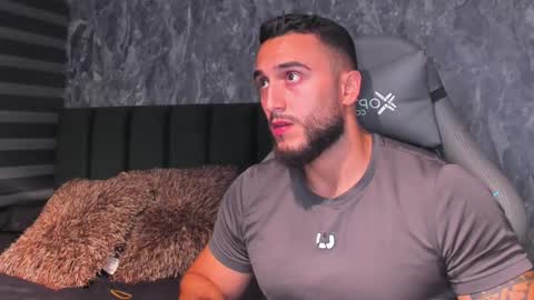 Snapshot of brad1_ chatting on 10/23/25, 12:21 instagramBrad mayers1twittermayersbrad online show from 10/23/25, 12:21