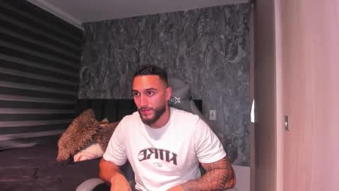 Snapshot of brad1_ chatting on 11/01/25, 12:23 instagramBrad mayers1twittermayersbrad online show from 11/01/25, 12:23