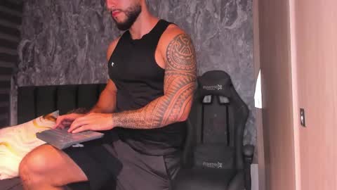 Snapshot of brad1_ chatting on 11/07/25, 11:16 instagramBrad mayers1twittermayersbrad online show from 11/07/25, 11:16