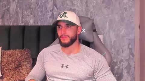 Snapshot of brad1_ chatting on 11/15/25, 03:15 instagramBrad mayers1twittermayersbrad online show from 11/15/25, 03:15