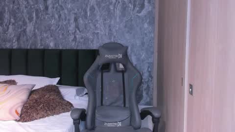 Snapshot of brad1_ chatting on 11/25/25, 01:27 instagramBrad mayers1twittermayersbrad online show from 11/25/25, 01:27