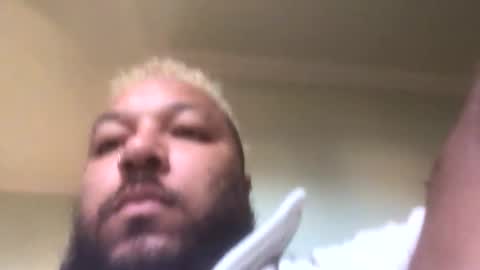 Snapshot of brad_368 chatting on 09/25/25, 04:11 Brad online show from 09/25/25, 04:11