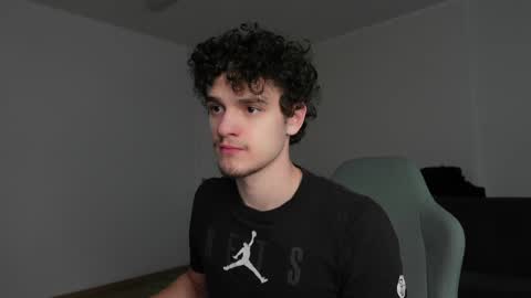 BRAD HOLLOWAY online show from 04/28/26, 03:39