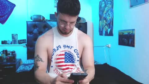 brad hot boy online show from 01/06/25, 03:40