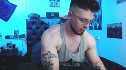 brad hot boy online show from 02/10/26, 04:00