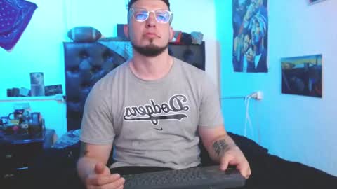 Snapshot of brad_hot_boy chatting on 03/25/26, 05:41 brad hot boy online show from 03/25/26, 05:41