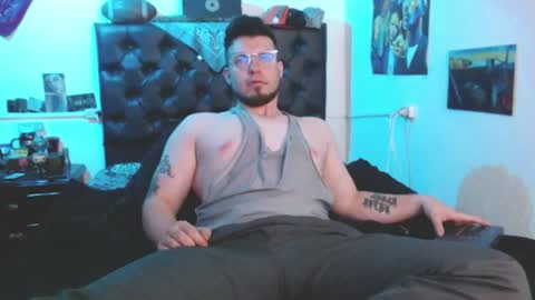 Snapshot of brad_hot_boy chatting on 04/18/26, 07:07 brad hot boy online show from 04/18/26, 07:07