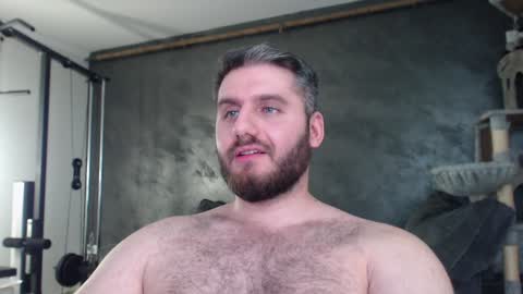 Snapshot of brad_pittfall chatting on 12/21/24, 04:46 ask me online show from 12/21/24, 04:46