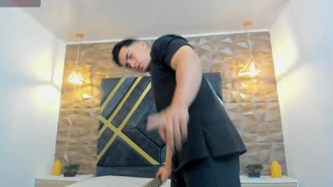 brad summer online show from 03/11/25, 05:13