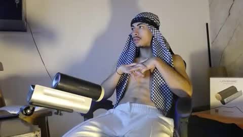 Snapshot of brad_usma chatting on 11/04/25, 05:12 BRAD USMA online show from 11/04/25, 05:12