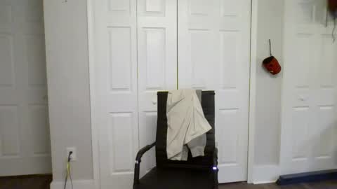 bradley203470 online show from 02/11/25, 04:13