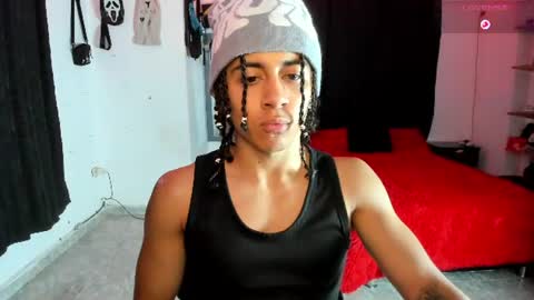 Snapshot of bradley_strong_ chatting on 07/16/26, 06:30 Bradley Strong online show from 07/16/26, 06:30