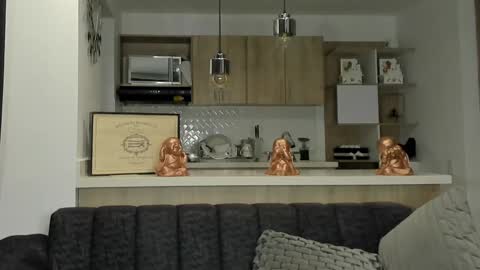 bradleymartin7 online show from 01/11/25, 12:33