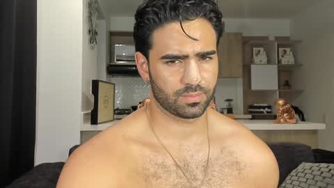 bradleymartin7 online show from 01/17/25, 05:42