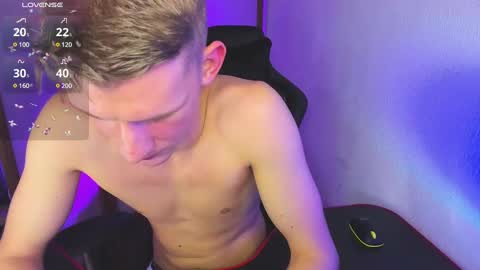 Snapshot of bradmaloney chatting on 02/10/25, 11:13 brad maloney online show from 02/10/25, 11:13