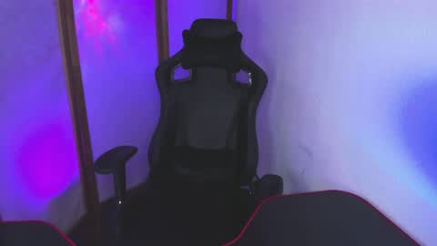 Snapshot of bradmaloney chatting on 03/12/25, 11:12 brad maloney online show from 03/12/25, 11:12