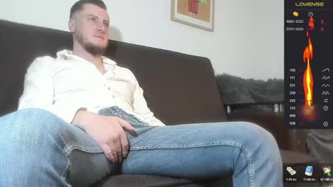 Snapshot of bradryder__ chatting on 02/17/25, 01:42 Call me Alex online show from 02/17/25, 01:42
