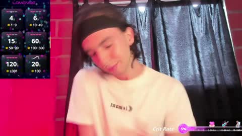 Snapshot of brahmbelial__ chatting on 04/08/26, 01:11 Brahm online show from 04/08/26, 01:11