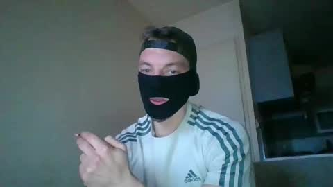 Snapshot of brahz chatting on 01/05/25, 01:58 brahz online show from 01/05/25, 01:58