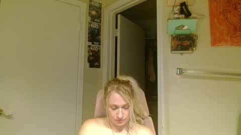 i am a naughty jedi knight online show from 05/22/26, 03:13