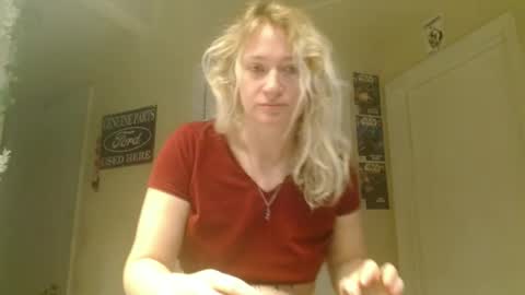 Snapshot of braindeadbetty chatting on 06/22/26, 12:24 i am a naughty jedi knight online show from 06/22/26, 12:24