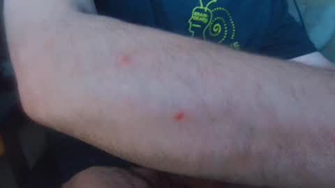 Snapshot of brainrrawtt chatting on 03/11/25, 08:52 brainrrawtt online show from 03/11/25, 08:52