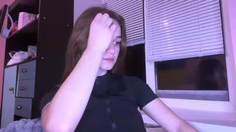Snapshot of bralkissy chatting on 03/06/26, 05:53 Kate online show from 03/06/26, 05:53