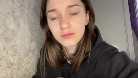 Snapshot of bralkissy chatting on 04/02/26, 02:37 Kate online show from 04/02/26, 02:37