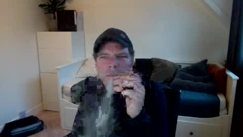 Snapshot of bram1944972145 chatting on 01/24/25, 10:53 Bram online show from 01/24/25, 10:53